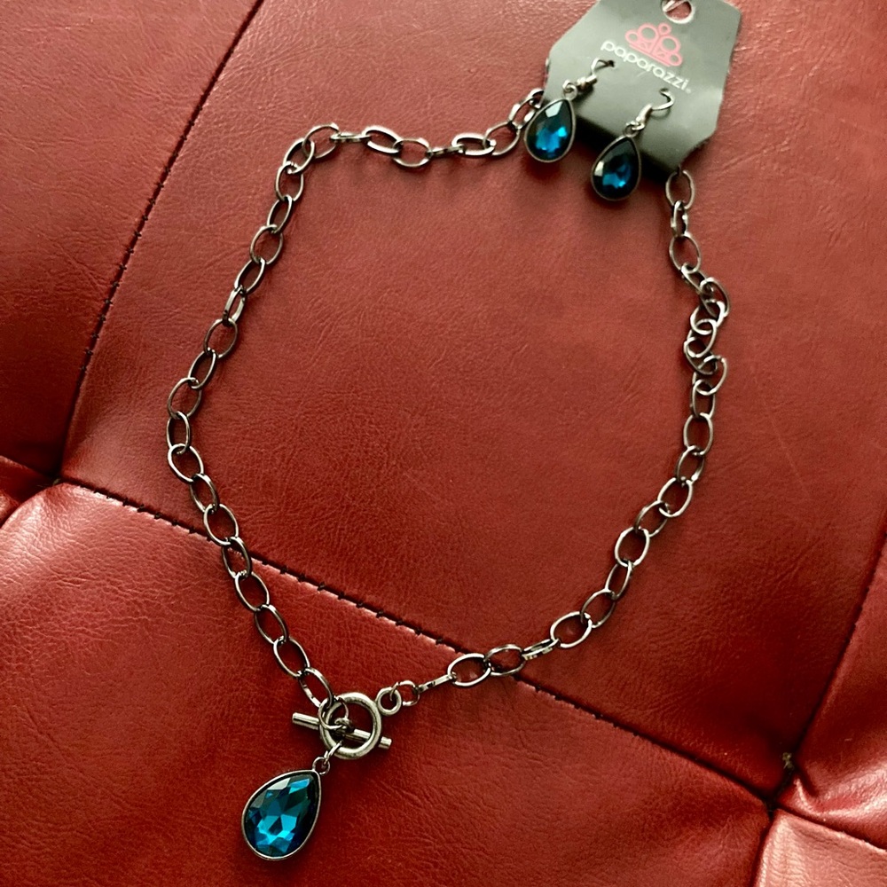 Paparazzi Silver Necklace with Blue Accents